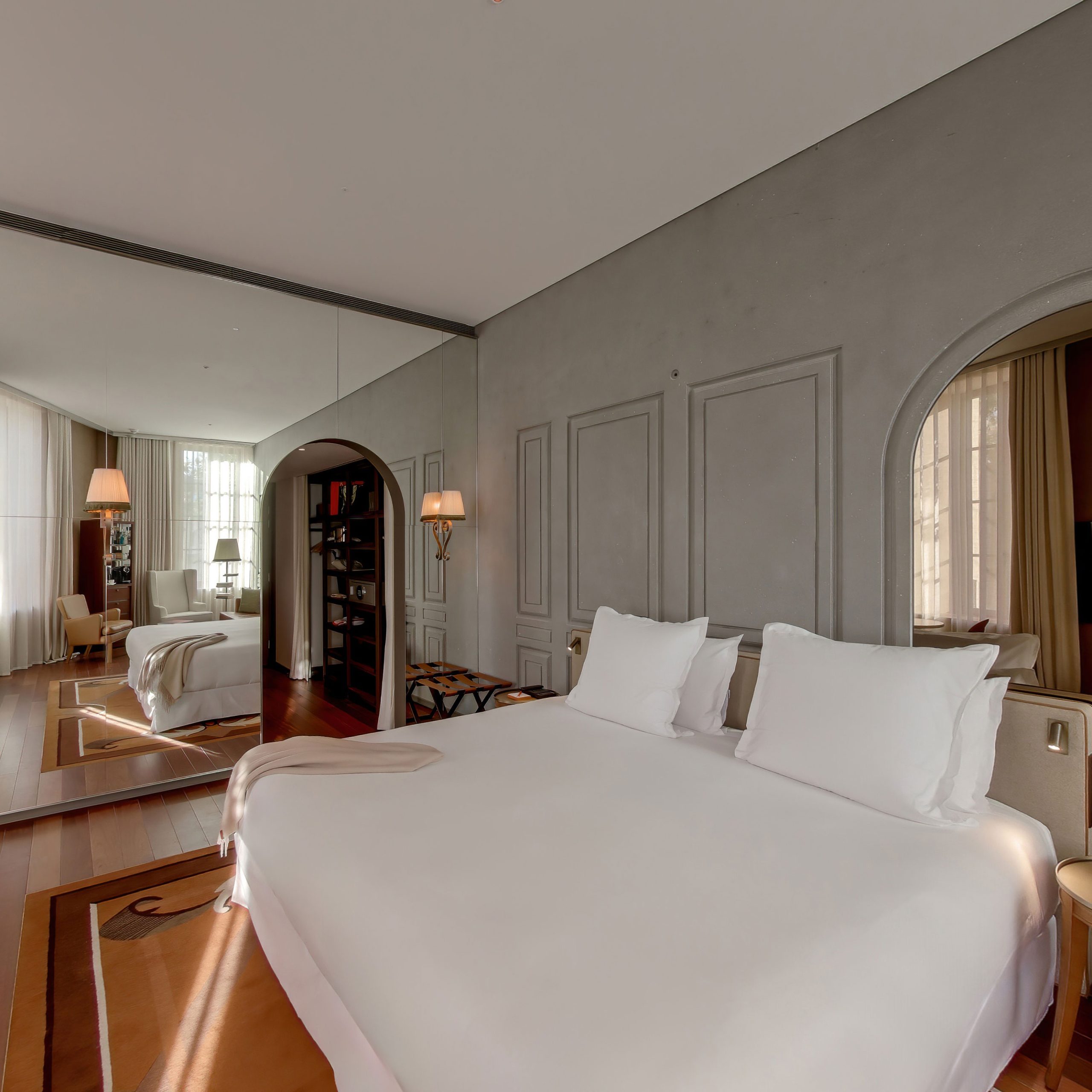 Mondrian-Bordeau-Virtual-Tour-(Juniour-Suite) Mondrian-Bordeau-Virtual-Tour-(Juniour-Suite)