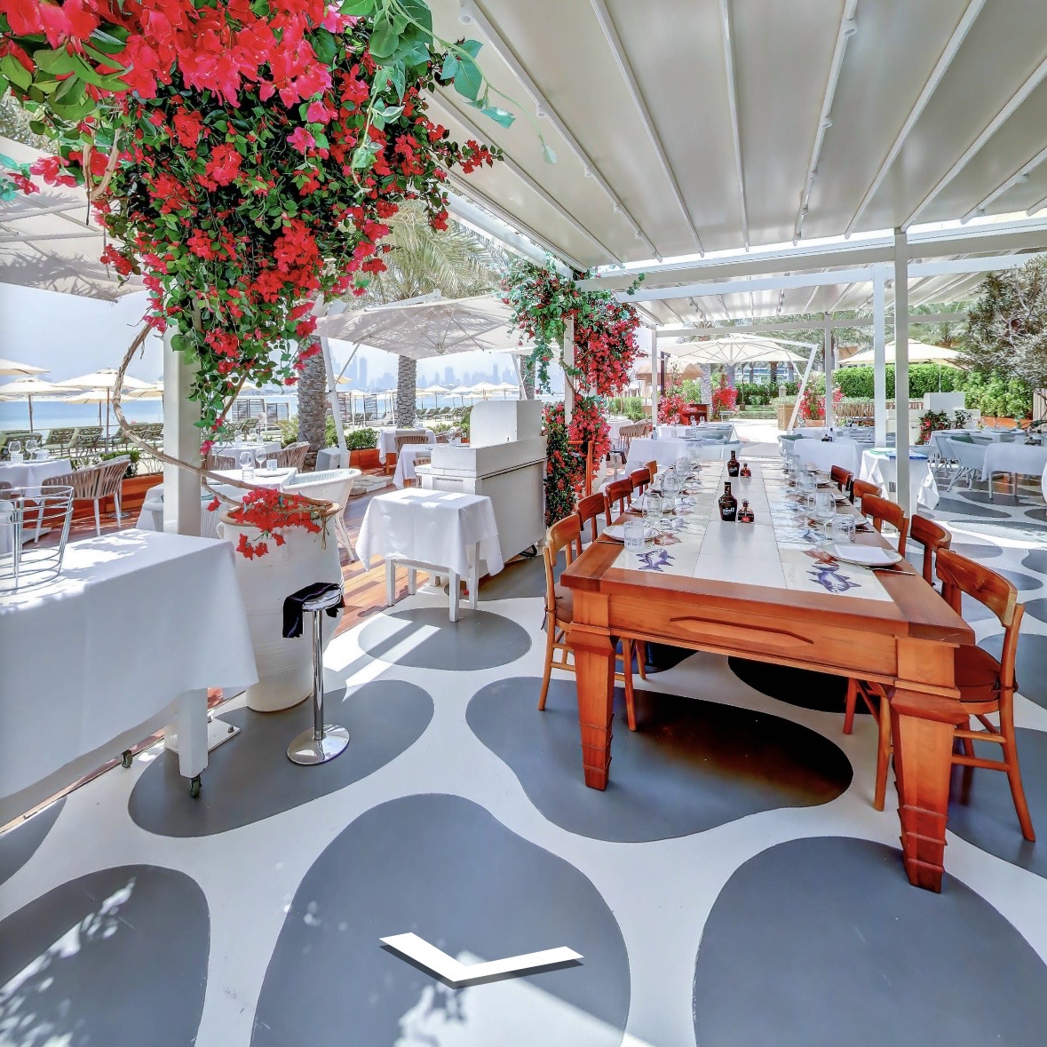 Virtual Tour of Raffles The Palm Dubai - showcasing Piatti By The Sea Restaurant